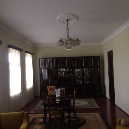 Kobuleti 4-Bedroom Apartment Exterior photo