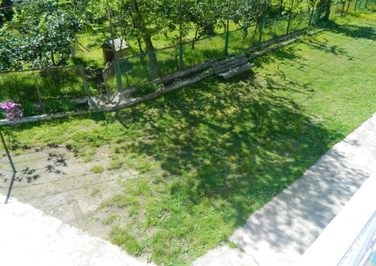 Kobuleti 4-Bedroom Apartment Exterior photo