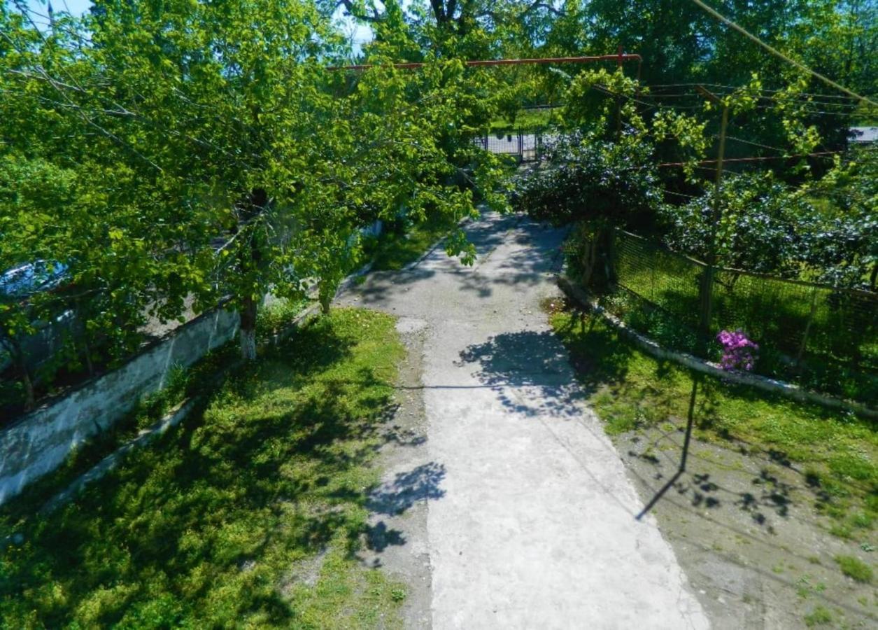 Kobuleti 4-Bedroom Apartment Exterior photo