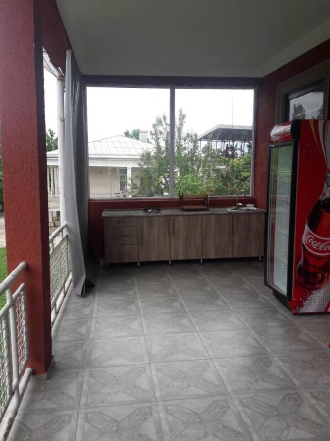 Kobuleti 4-Bedroom Apartment Exterior photo